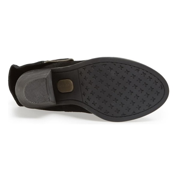 Adam Tucker 'Pelican' Suede Bootie - Picture 6 of 7